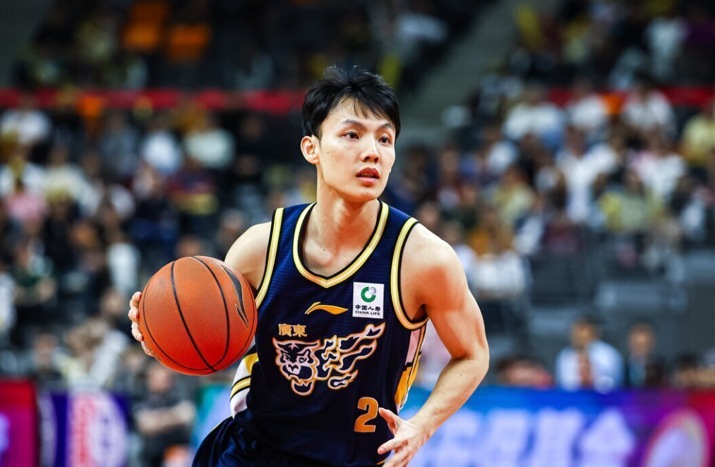 bti体育登录入口-广东输球揪出罪魁祸首！三位国手合计17投仅4中，杜锋有苦难言